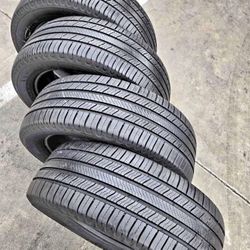 Vendo 235/65r18 Michelin 80% de vida las 4
