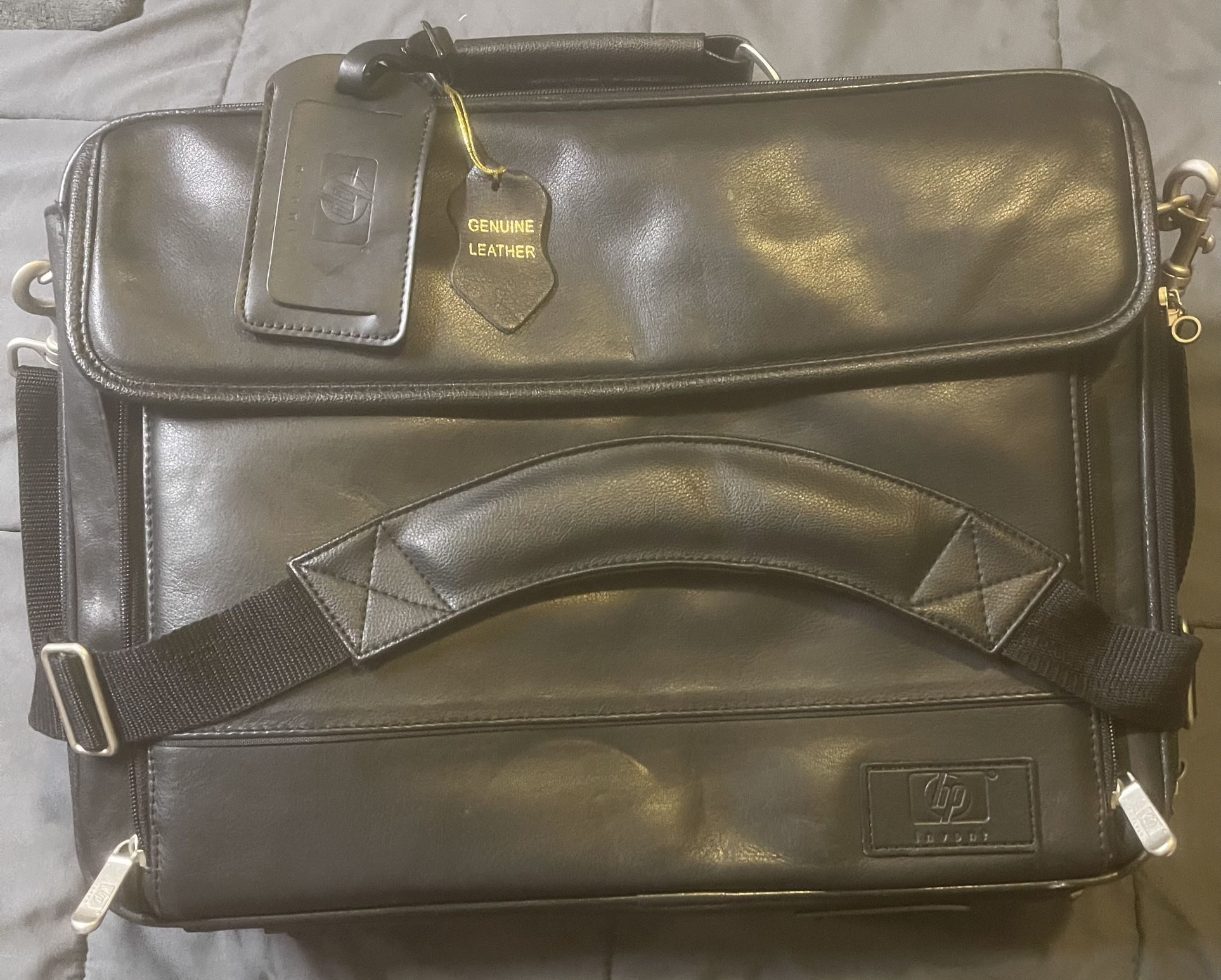 HP Invent Laptop Bag