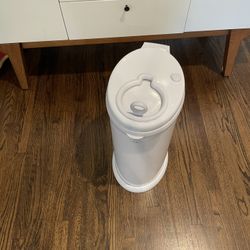 Ubbi Diaper Paul