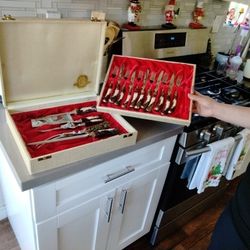 Anton Winger Jr. Cutlery Set