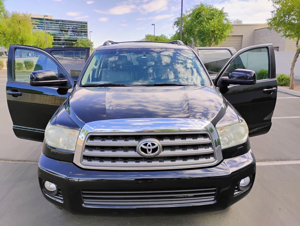 2016 Toyota Sequoia