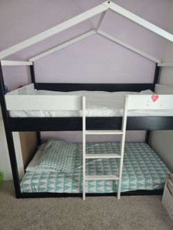 Twin size loft bed