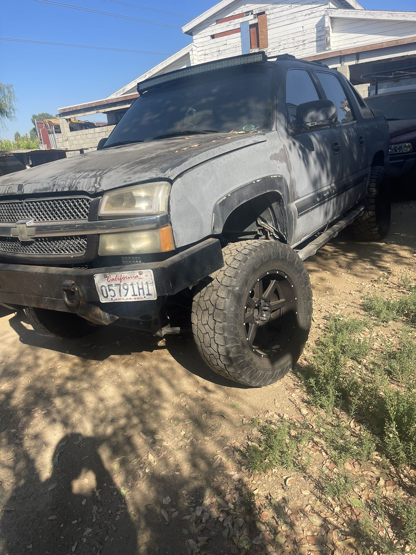 2003 Chevrolet Avalanche for Sale in Lake View Terrace, CA OfferUp