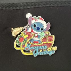 Disney Stitch Season’s Greetings 2016 LE Pin
