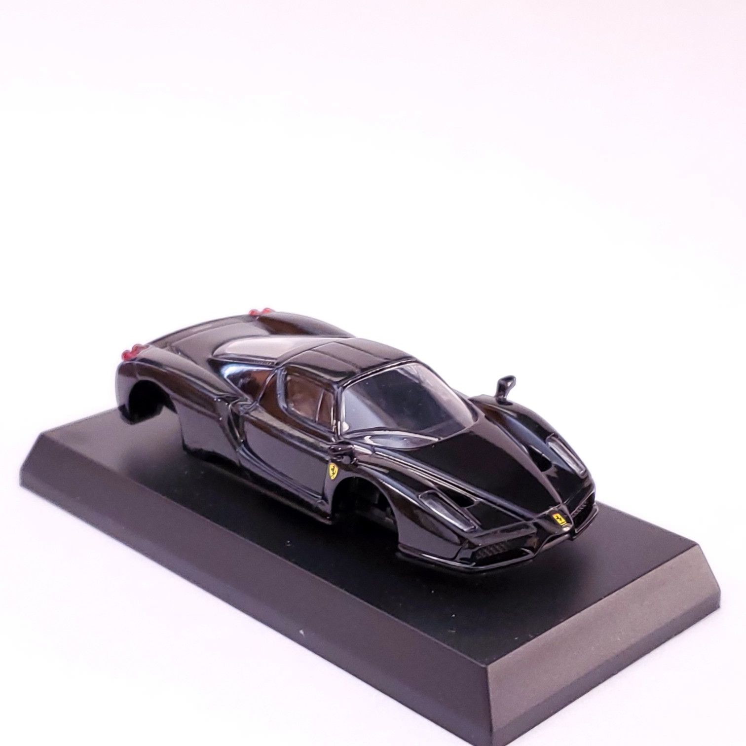 Kyosho - Ferrari Enzo Model Kit - 1:64 - Black