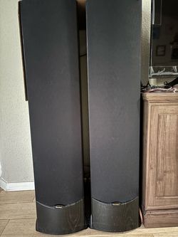 Used Paradigm Monitor 9.v3 floorstanding speakers from Canada