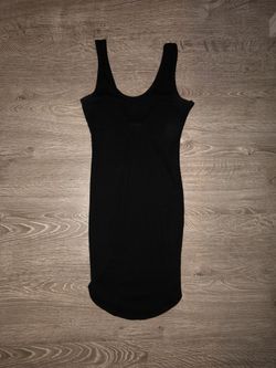 Black ribbed dress