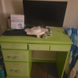 Free Desk 