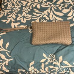 Grey wristlet w/ gold detail