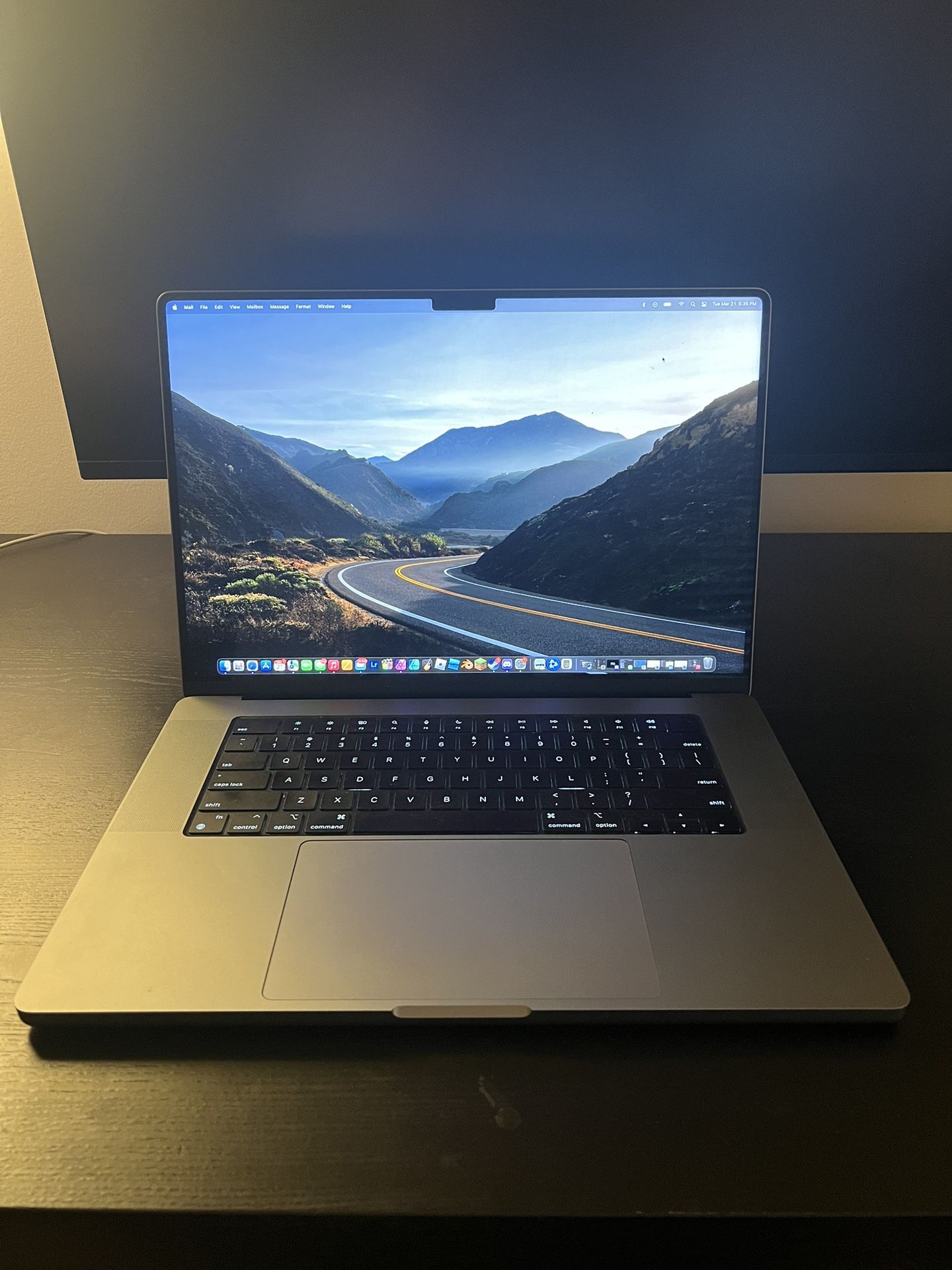 Macbook Pro M1 16 inch