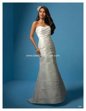 New And Used Wedding Dresses For Sale In Pearland Tx Offerup
