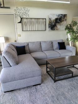 Gray Sectional Couch Free Delivery 🛋️