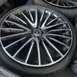 2023 Mercedes S Class Stock Runs 