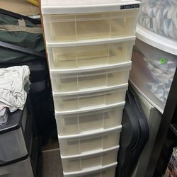 Iris 8 Drawer Mini Chest Storage Cart w/ Wheels