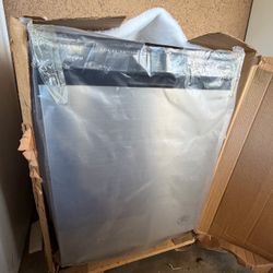 Whirlpool Dishwasher Grey