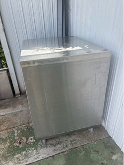 Stainless steel rolling work  table 38 x 38 x 28