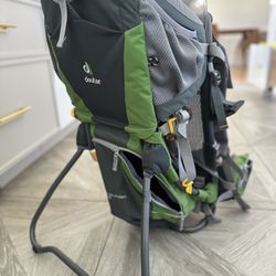 Deuter Kid Comfort Air Baby Toddler Child Carrier Hiking Backpack (Grey/Green)