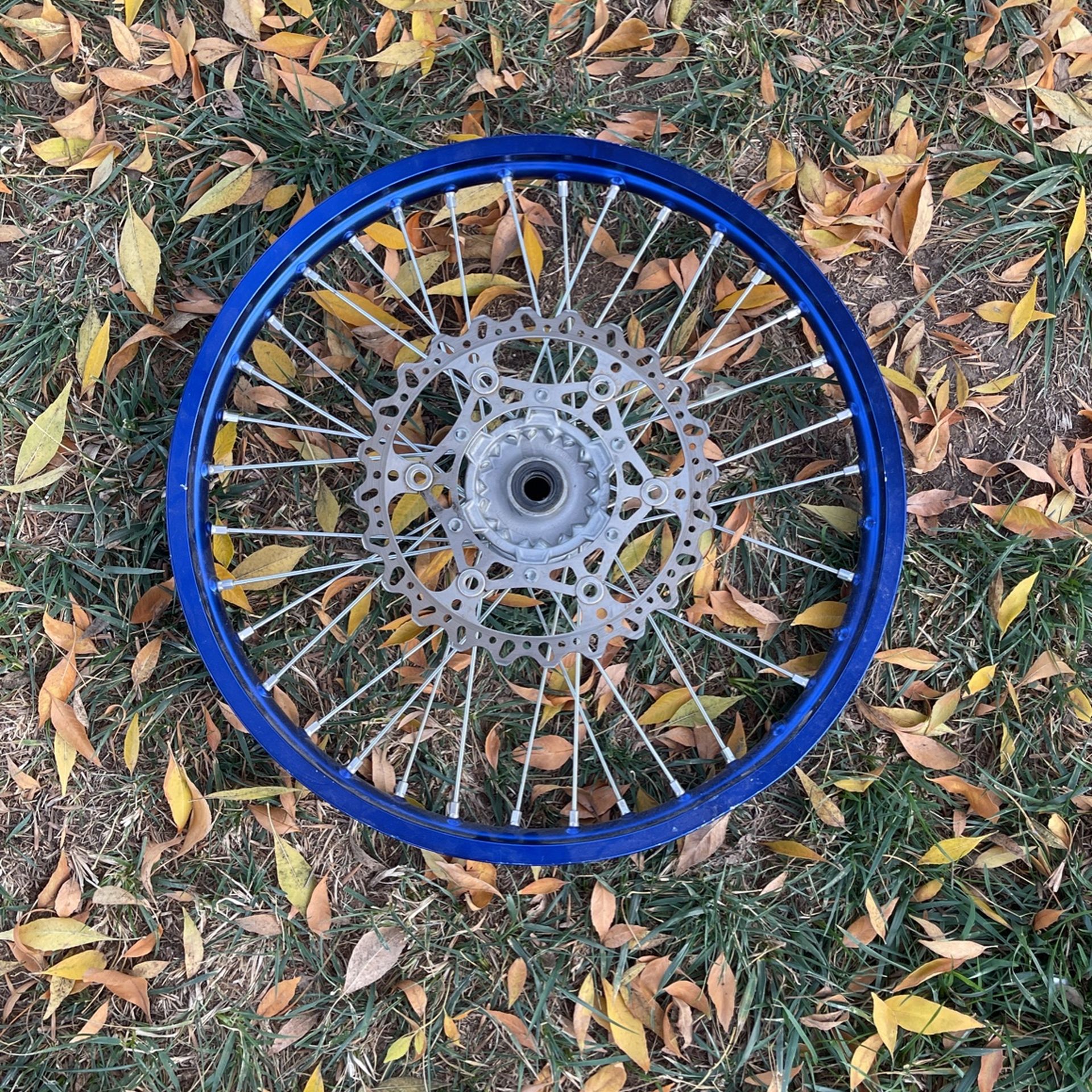 Dirt Bike Blue Rim