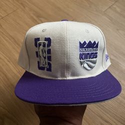 SACRAMENTO KINGS SNAPBACK HAT