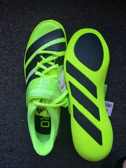 Adidas throws