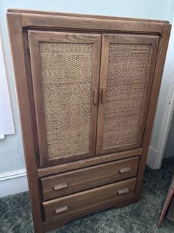 Vintage Oak 1970 Broyhill Wardrobe 