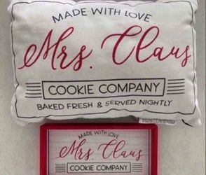 MRS CLAUS BUNDLE OF PILLOW AND WOOD TABLE FRAME