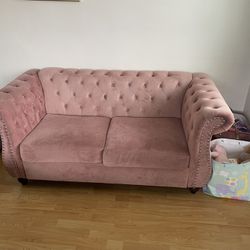 Couch Pink