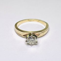 14K Yellow Gold Diamond Ring M