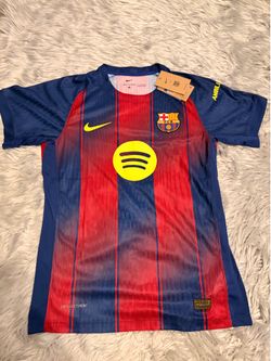 Barcelona jersey from 25/26 medium