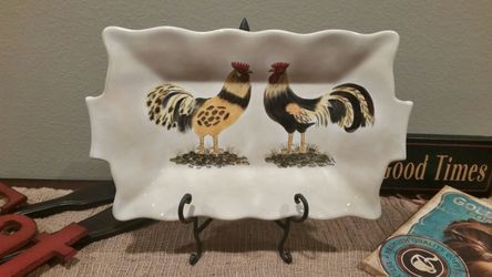 Beautiful ceramic chicken plate