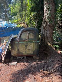 1946 Chevy truck/side doors