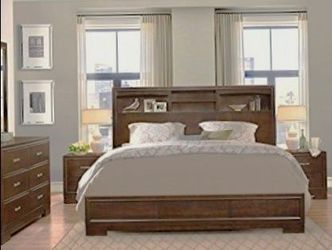 New Walnut 5 Piece Bedroom Set