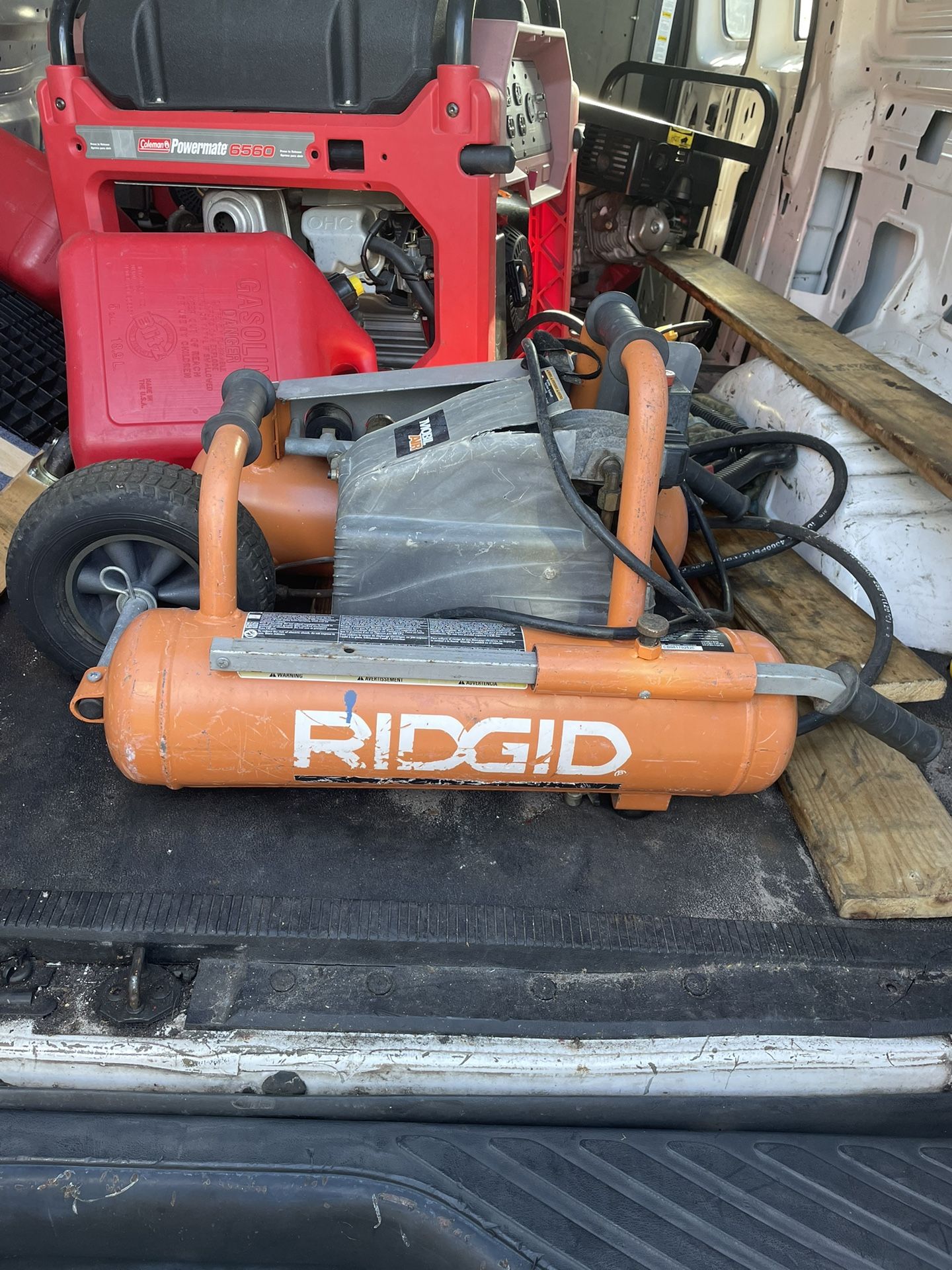 145 Psi 5 Gallons Electric Compressor