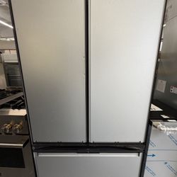 Samsung Bespoke 36 Inch Smart 3-Door French Door Refrigerator