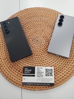 Samsung Galaxy Z Fold 6 (Unlocked) - Pre Owned