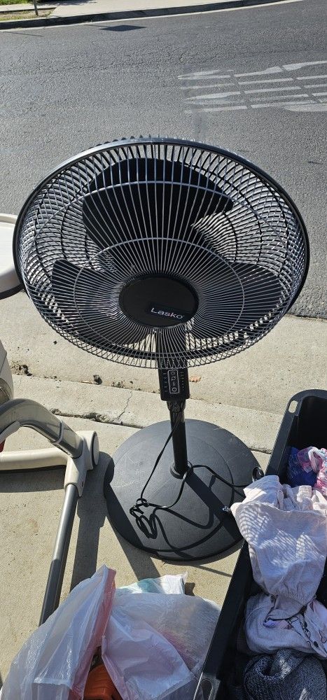 stroller, fan, highchair.