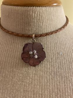 Leather Like Choker with Flower - Item: RSYS03