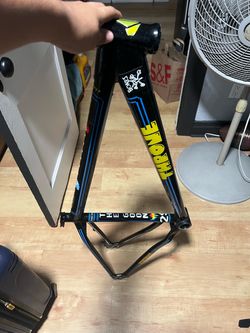 Pac-Man throne frame offer or trades