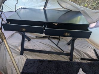 Desk/Makeup Table