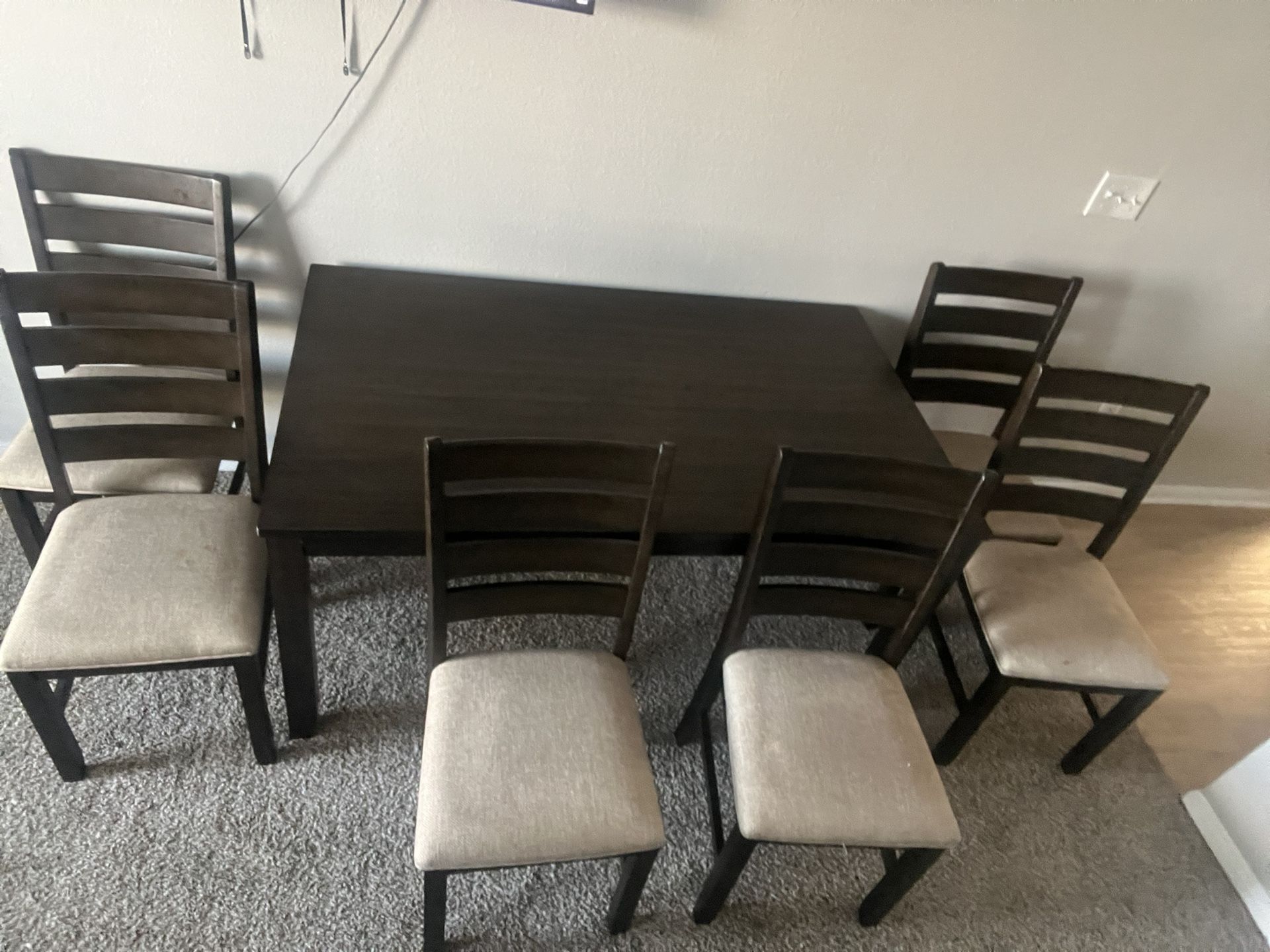 Brown Wooden Table With 6 Chairs