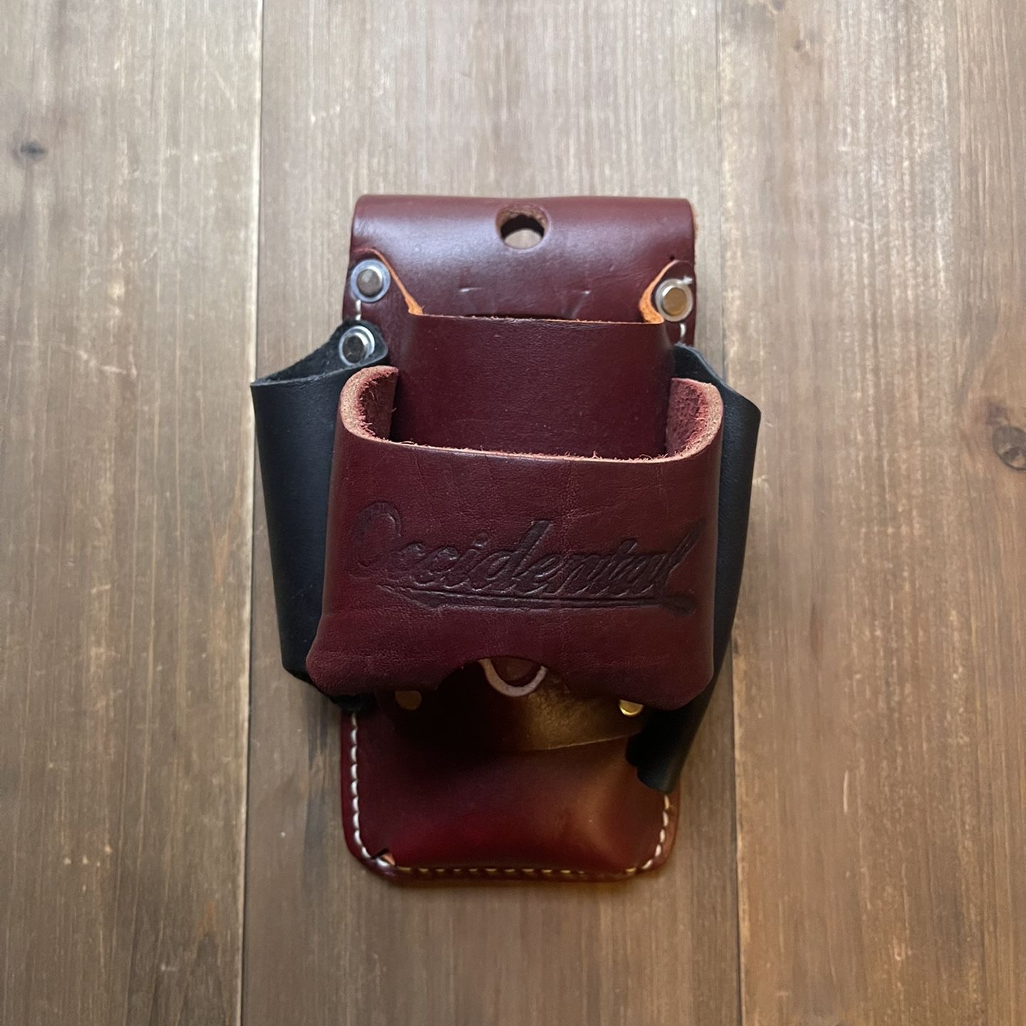 Occidental Leather 5523 Clip-On in Tool/Tape Holder Tool Pouch for Sale  in The Bronx, NY OfferUp