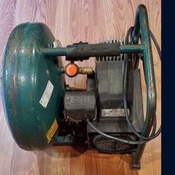 Rolair Compressor 