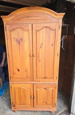 Pine Wood Armoire with Arched Top