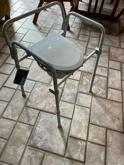 New portable toilet, never used