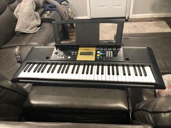 Yamaha 61 key keyboard