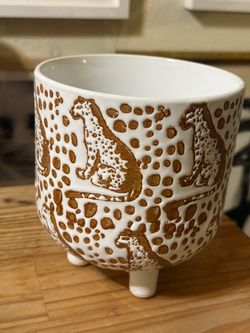 New Anthropologie 7” White Ceramic Footed Planter with Cheetah Print