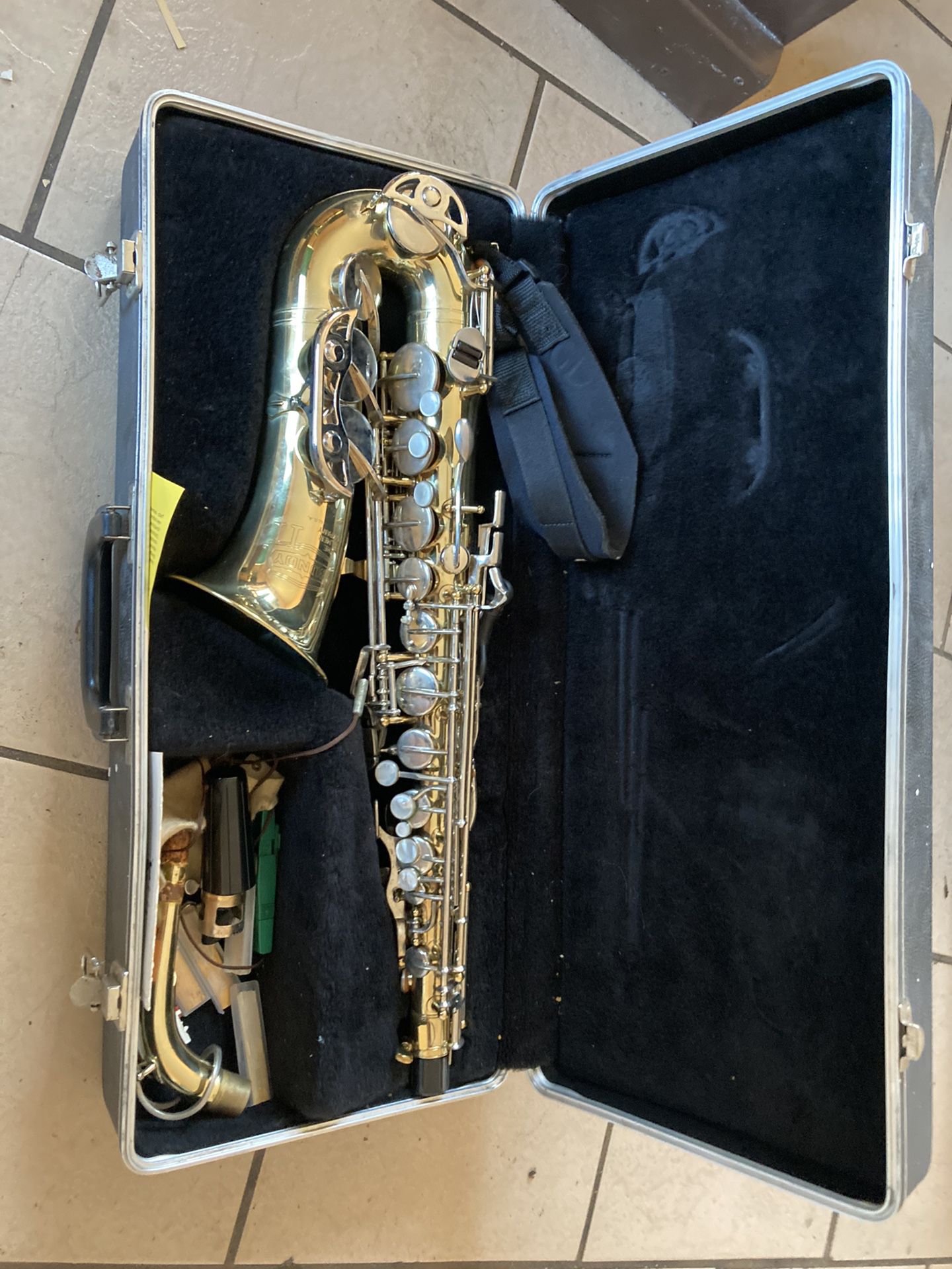 Bundy 2 Selmer Alto Saxophone