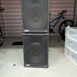 Two crate amplifiers