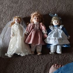 Antique Porcelin Dolls