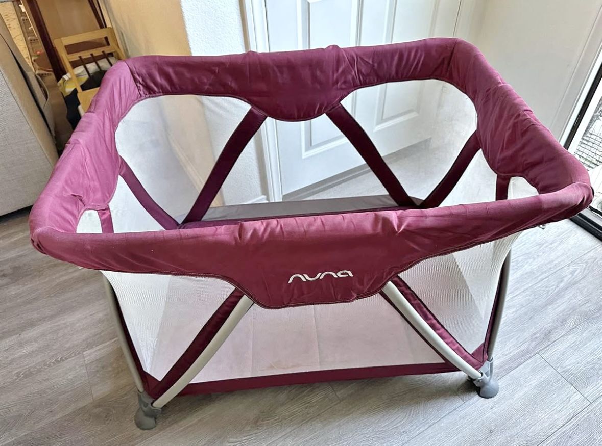 NUNA Playpen